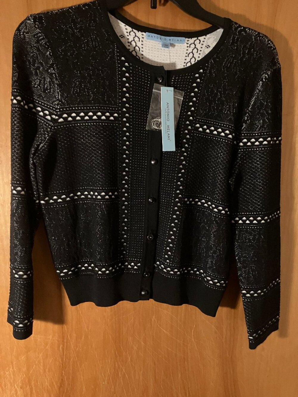Cropped sweater by Antonio Melani